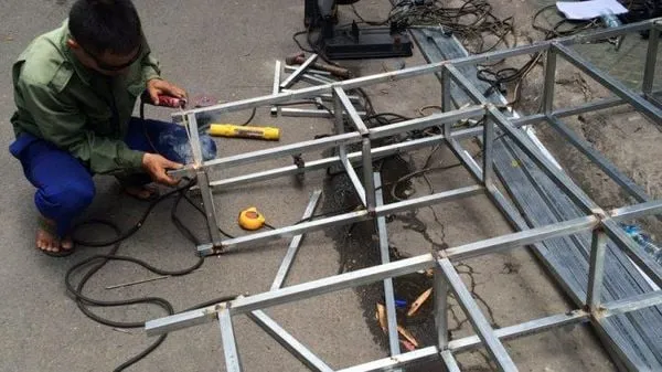 Lợi Ích Của Việc Sử Dụng Máy Hàn Mini Trong Các Dự Án DIY