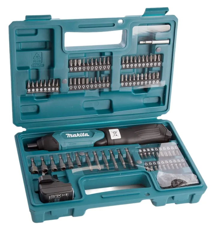 Máy vặn vít pin cầm tay Makita DF001DW Công suất mạnh mẽ và độ bền cao. Thời gian sạc pin rất nhanh, chỉ khoảng 30 phút để sạc đầy pin