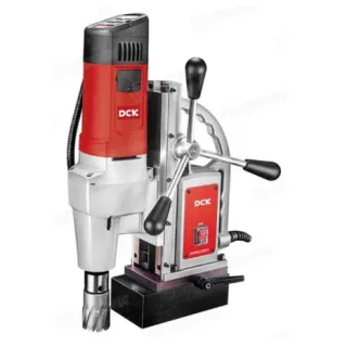 Máy khoan từ DCK KJC02-23 Công suất 1600W cho phép khoan độ sâu lớn 220mm
