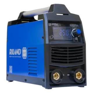 Máy hàn que Riland ARC 250DT chuyên hàn que 3.2mm (100%), hàn que 4.0mm (40%)